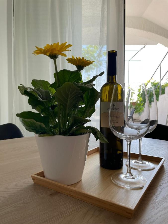 Apartmani Maris II Palit Eksteriør bilde